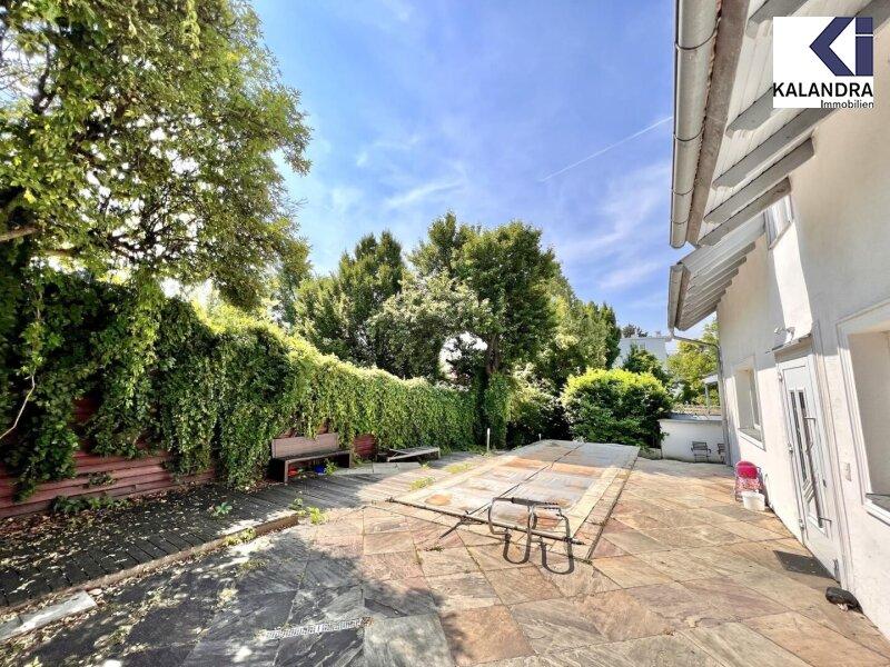 Pool & Terrasse