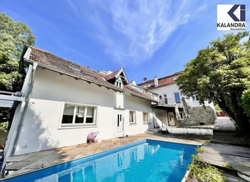360� TOUR // REPR�SENTATIVES EINFAMILIENHAUS mit POOL & sonnigem GARTEN