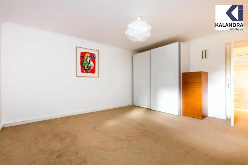 Zimmer im Untergescho�