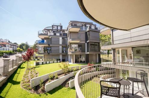 Apartment mit Terrasse und Garten