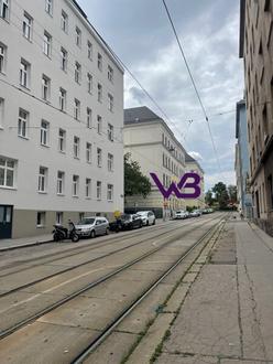 Neu sanierte- 4 Zimmerwohnung!