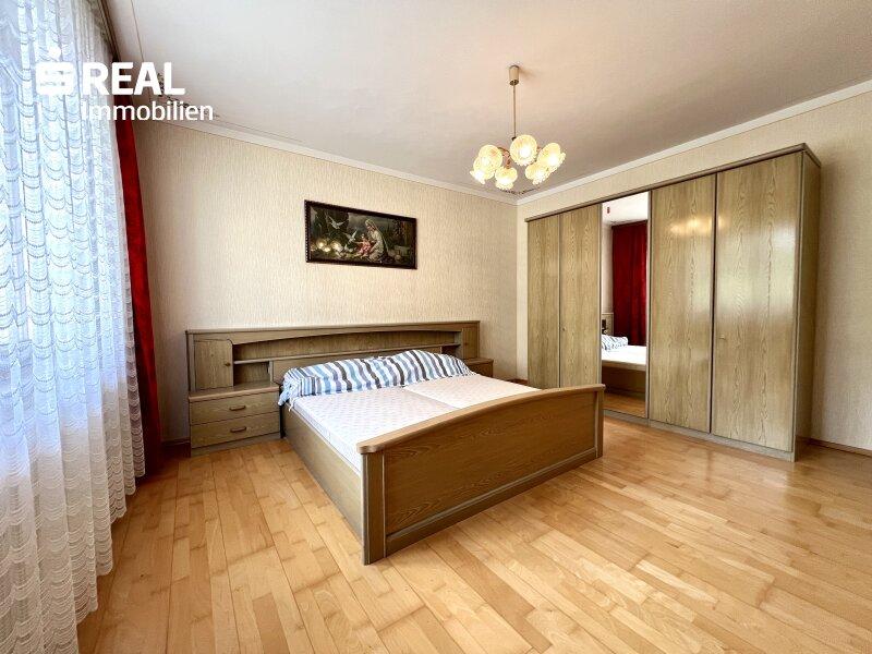Schlafzimmer 4
