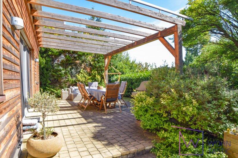 Je nach Jahreszeit genieen Sie Ihre sonnige Terrasse mit od