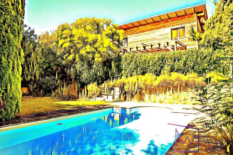 Haus - Garten - Pool.