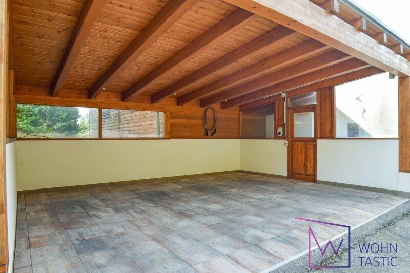 Hochqualitatives, allseits geschlossenes Carport fr 2-3 Pkw