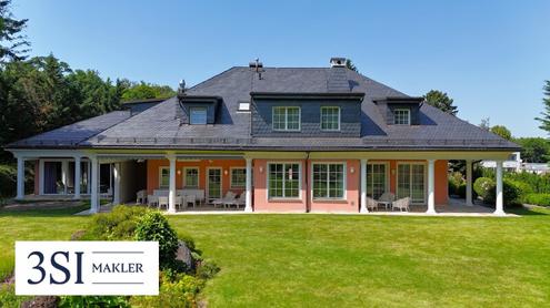Luxurise Villa in Giehbl: Stilvolles Wohnen mit Pool & traumhaftem Garten!