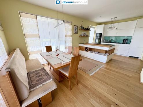 Neubau Familienwohnung mit Top Ausstattung und drei bzw. vier Zimmern