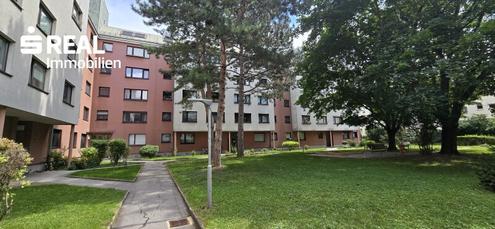 charmante, renovierte, helle, zentral gelegene 3 Zimmer-Lifteigentumswohnung
