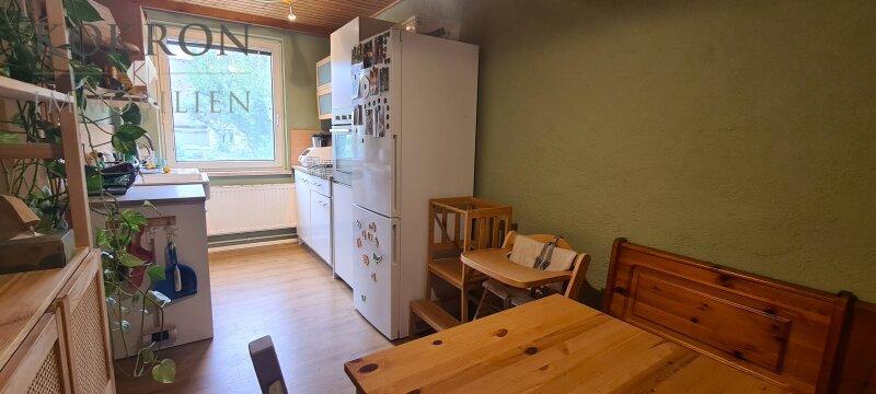 separate Einbaukche mit Platz fr Sitzecke
