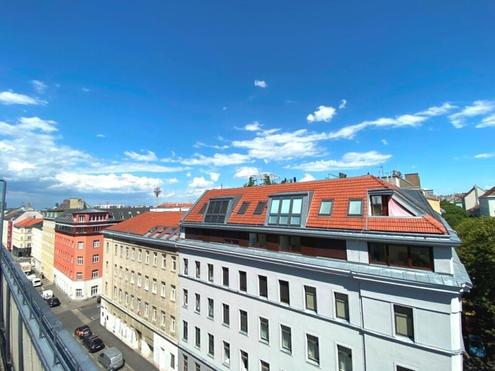 3 Zimmer DG-Eckwohnung + Traumterrasse mit ca. 28 m - toller Fernblick - nhe Amalienbad