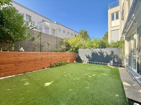 Maisonette I ca. 99m² Garten  I ca. 56m² große Wohnküche I hauseigene Tiefgarage I Lage in einer ruhigen Einbahnstraße 