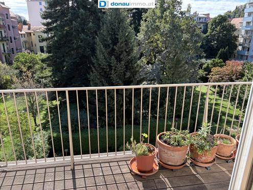 Charmante Terrassenwohnung mit Grnblick in zentraler Lage