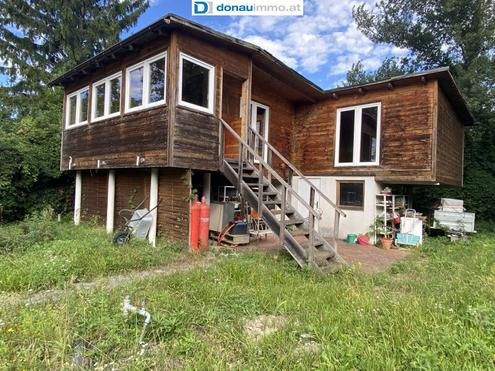 Stelzenhaus in ruhiger Wohnsiedlung und herrlicher Natur