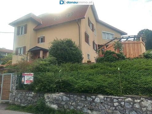 Gepflegtes, grozgiges Haus mit schnem Garten, Pool in sonniger Ruhelage in St.Peter - auch fr 2 Familien mglich