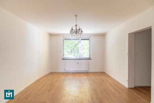 HOCHWERTIGE 3 - ZIMMER WOHNUNG / NÄHE SCN