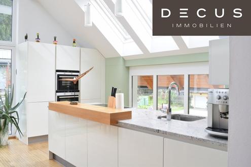 | STILVOLLE DACHGESCHOSSWOHNUNG | 6 ZIMMER | MIT GARTENNUTZUNG | 1 TERRASSE | MODERNE & HOCHWERTIGE AUSSTATTUNG | LICHTDURCHFLUTET | IDYLLISCHE LAGE | AB NOVEMBER VERFÜGBAR