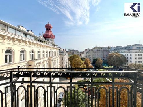 360 TOUR // REPRÄSENTATIVE ALTBAUETAGE AM BENNOPLATZ