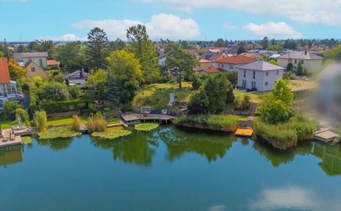 Leben, wo andere Urlaub machen - Zuhause am privaten See - Provisionsfrei