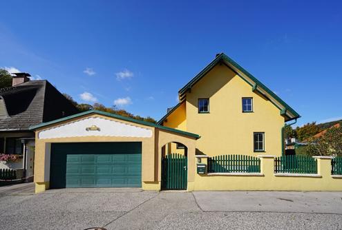 Familienwohnsitz - 2 Wohneinheiten mglich - nur 2 Minuten von der Wiener Stadtgrenze