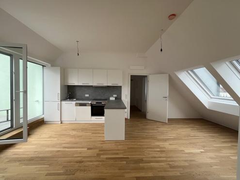 Wunderschne 4 Zimmer Dachterrassenwohnung mit Garagenplatz in Top Lage