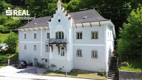 Beeindruckende Hammerherren Villa mit Weinkeller