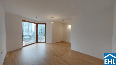 Sonnwendviertel: 1-Zimmer-Wohnung mit Balkon im 9. OG - Fitnessraum, Co-Working & Rooftop-Terrasse inklusive!