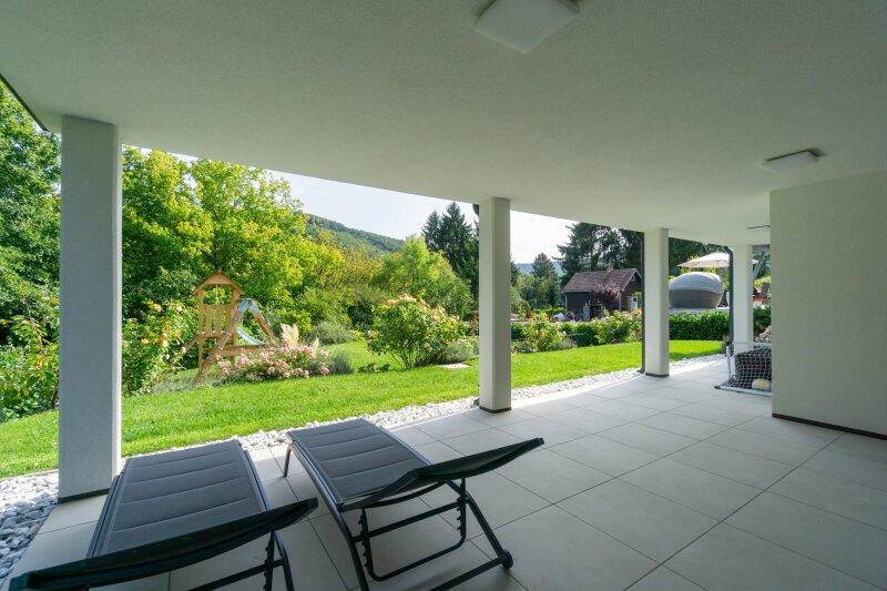 Terrasse und Garten