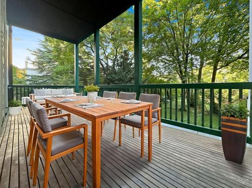 Top-sanierte 5-Zimmer Altbauwohnung mit Veranda in Oberdöbling