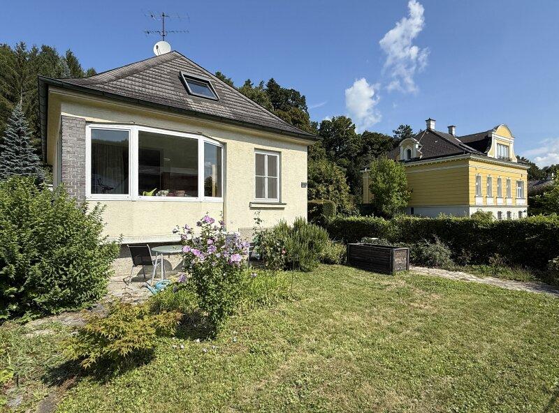 Haus mit Vorgarten