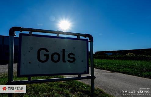 Sonnenseite sterreichs++Willkommen in  7122 Gols - dem Ort, wo der Wein zuhause ist und das Leben nach Sonne schmeckt++Grundstcksflche: ca. 889 m++Tradition, Lebensfreude und Naturverbundenheit
