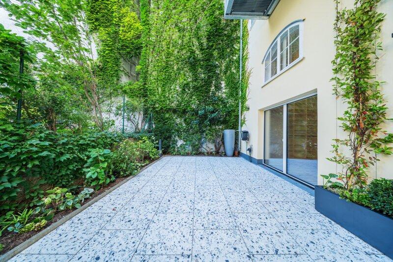Terrasse im Grnen