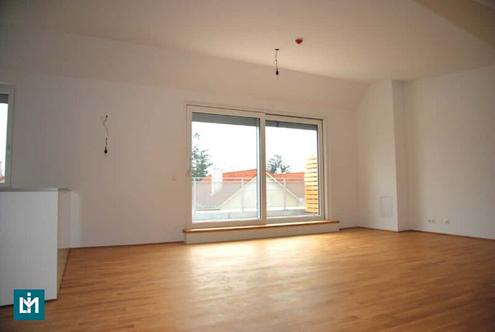 Provisionsfreie Dachgeschoss-Terrassen-Wohnung inkl. Tiefgaragenplatz und flexibler Raumgestaltung in Grnruhelage