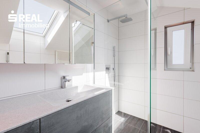 Badezimmer DG