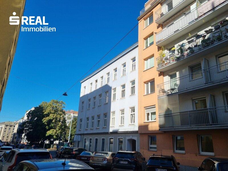 Hausansicht(Balkon)