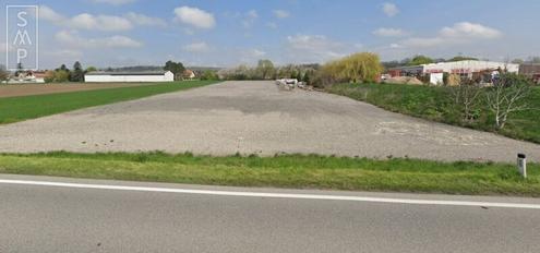 Gewerbegrund an der B10
