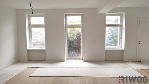 ERSTBEZUG II PERFEKTE 4 ZIMMER MIT RIESIGEM HOFSEITIGEN BALKON  / IDEALER GRUNDRISS - WOHNKÜCHE + 3 GETRENNT BEGEHBARE SCHLAFZIMMER / NÄHE SCHÖNBRUNN UND U3