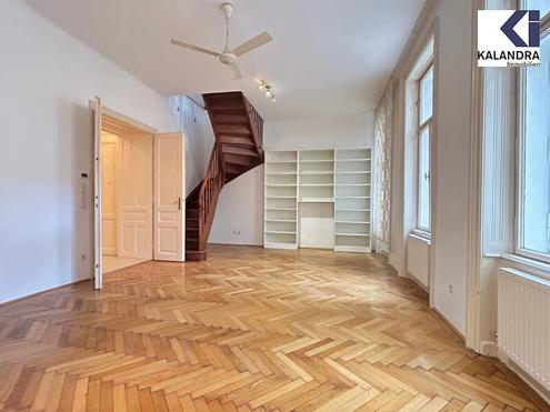 ALTBAUWOHNUNG am SPITTELBERG // CLASSIC STYLE APARTMENT next 