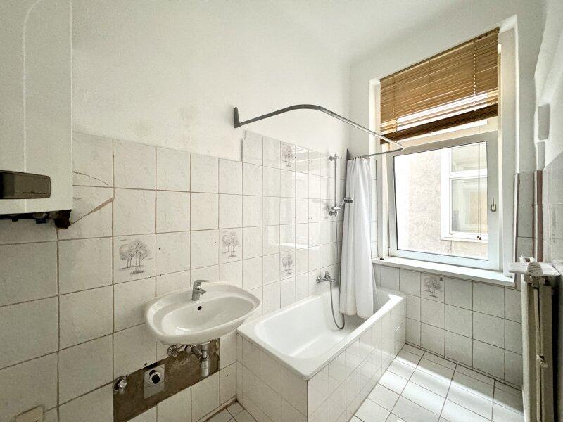 Bad mit Fenster