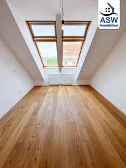 Sonnige 2-Zimmer Dachgeschowohnung mit Klimaanlage Nhe Elterleinplatz