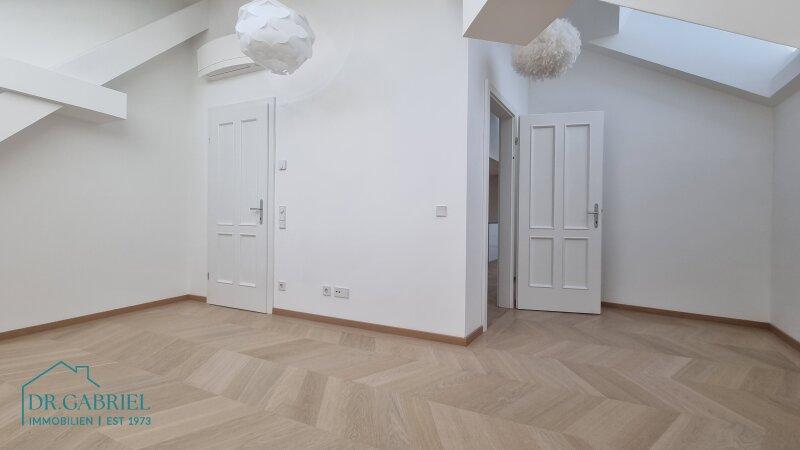 Schlafzimmer II