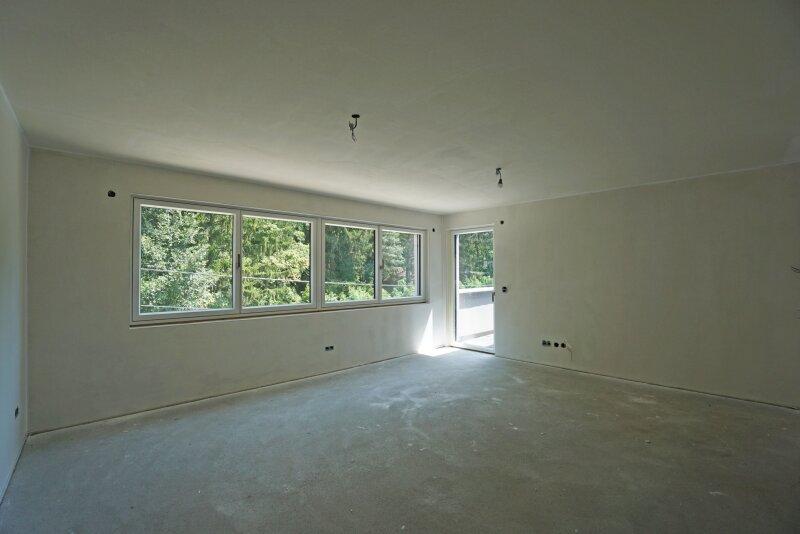 sdwestseitiges groes Zimmer (ohne Balkon! - Symbolfoto von