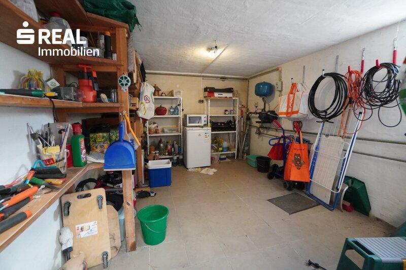 Keller