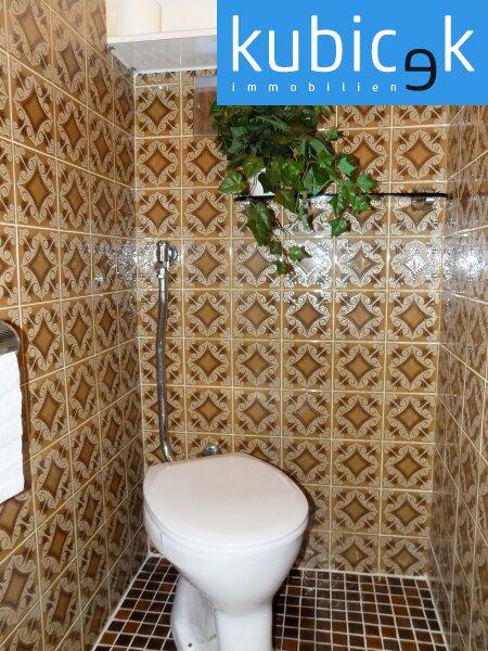 WC extra