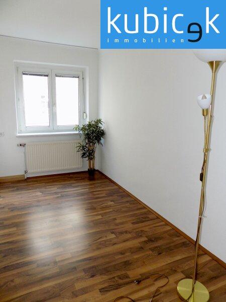 Arbeits-/Kinderzimmer
