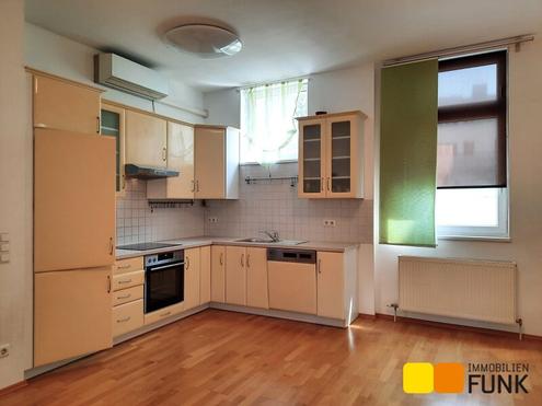 Helle 4 Zimmer, nahe U6 Niederhofstraße