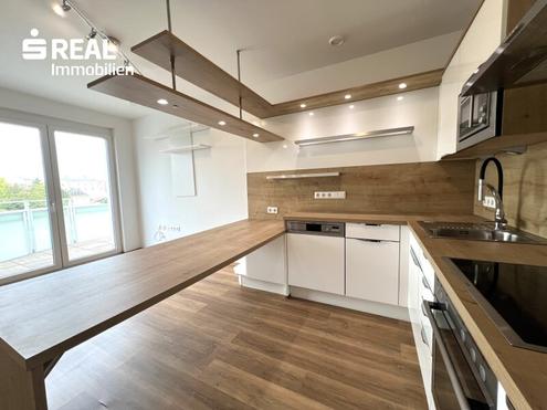 attraktive 4 Zimmer-Wohnung mit 2 Balkonen und Blick ins Grne