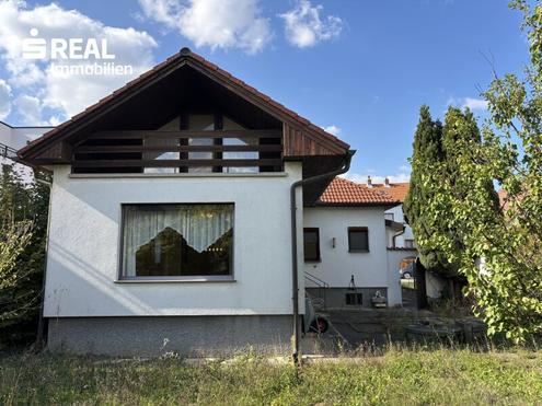 5 Zimmer-Einfamilienhaus in ruhiger Siedlungslage