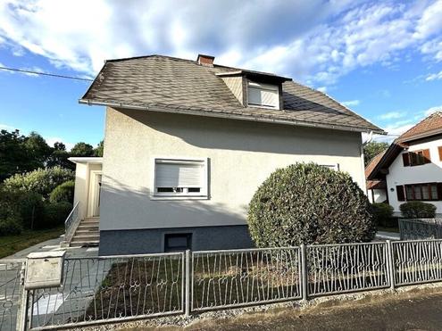PREISGESENKT - GRN. GROSSZGIG. VIELSEITIG. Einfamilienhaus mit Potential, 5 Zimmer, Wohnkche, 1139 m2 Grundstck, Nebengebude