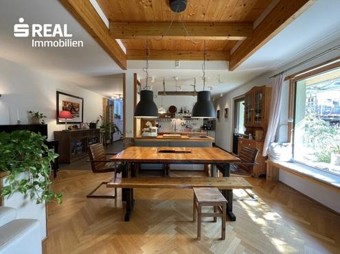 modernes Passivhaus mit Einliegerwohnung direkt an der Fischa