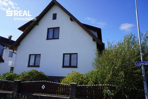 Sch�nes Einfamilienhaus mit Garten, Garage, gro�em Schuppen & aktueller Sanierung der Kellerinnenr�ume
